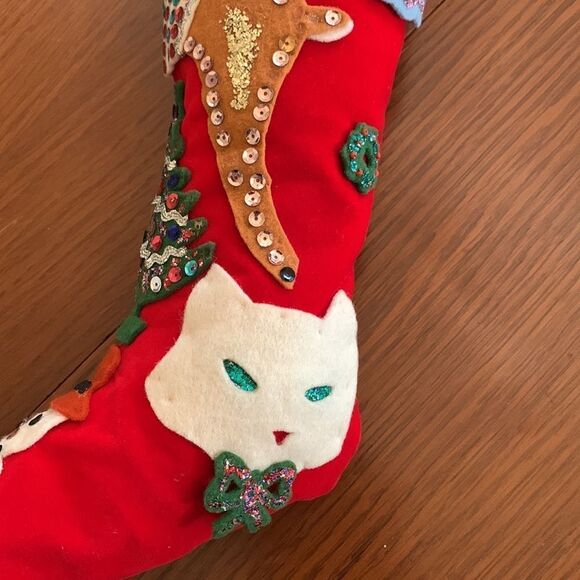 Vtg 60s large red felt hand decorated Christmas stocking - Picture 8 of 14